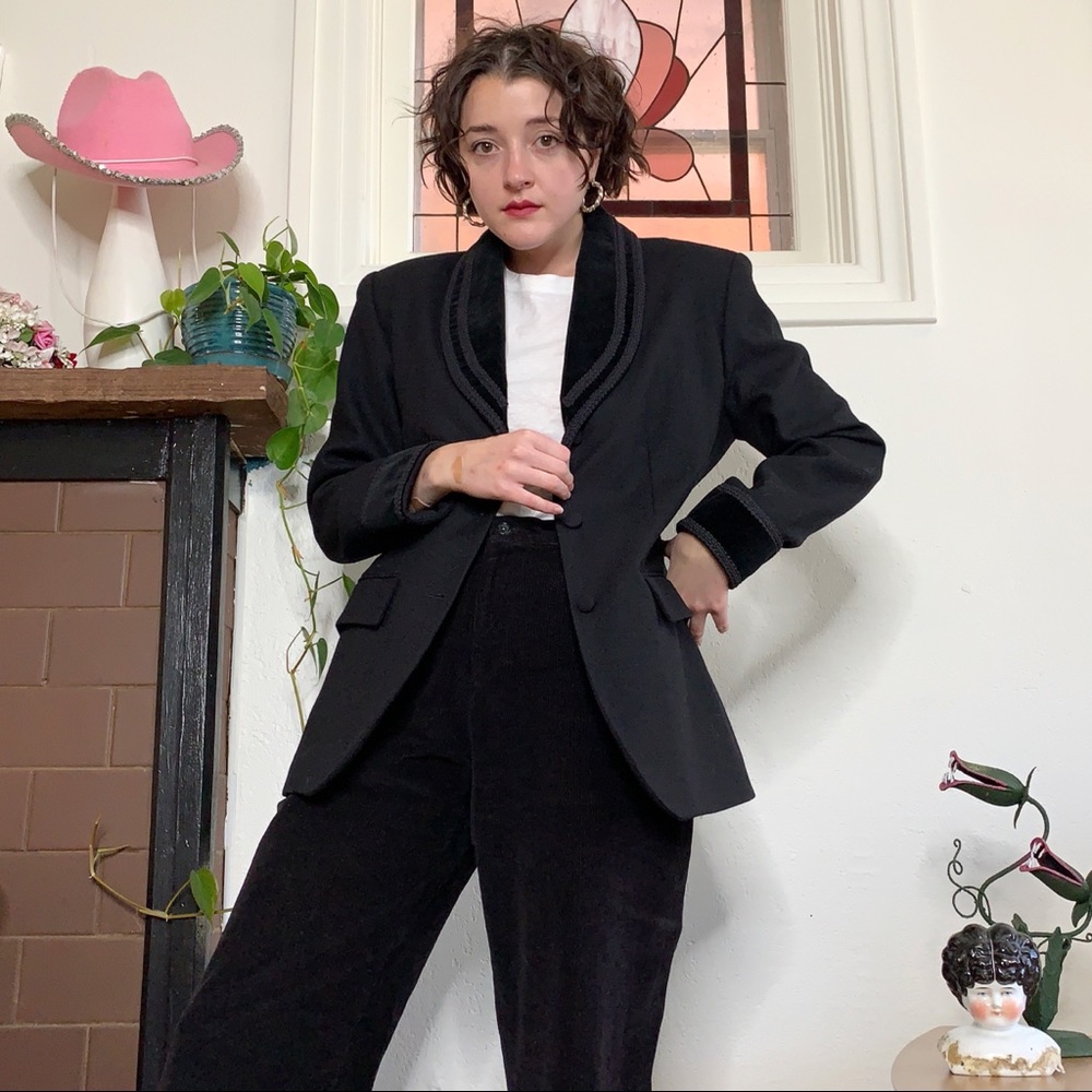 Vintage 1980s Velvet-Trimmed Tuxedo Blazer